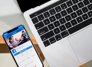 Jak aktualizovat profil na Facebooku bez publikování