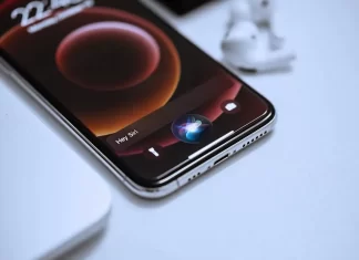 Jak pořizovat hlasem aktivované fotografie na iPhonu